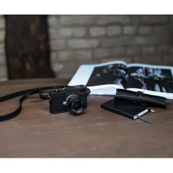 Discount M11-P Digital Rangefinder Camera (Black) Mirrorless