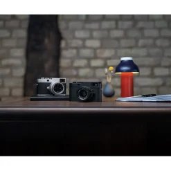 Discount M11-P Digital Rangefinder Camera (Silver) Mirrorless