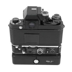 Clearance F2 MD Body with MD-2 / MB1 & MF1 250 Exposures & 2 MZ-1 Kit - Pre-Owned Film Cameras
