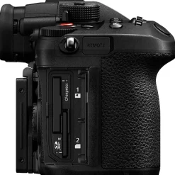 New Lumix DC-GH7 Mirrorless Micro Four Thirds Digital Camera Body Mirrorless