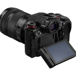 Online Lumix S1 II Mirrorless Digital Camera with 24-105mm f/4 Lens Mirrorless