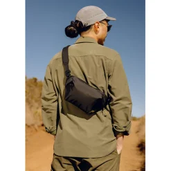 Best Outdoor Sling (Black, 2L) Camera Bags