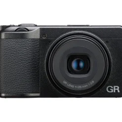 Outlet GR IIIx HDF Digital Camera with GC-11 Soft Case Point & Shoot