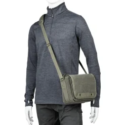 Hot Retrospective 4 V2.0 Shoulder Bag (Pinestone) Camera Bags