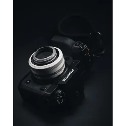 Fashion 27mm f/2.8 Lens (Fujifilm X, Polar White) Normal Lenses