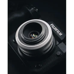 Fashion 27mm f/2.8 Lens (Fujifilm X, Polar White) Normal Lenses