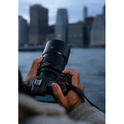 Online Otus ML 85mm f/1.4 Lens for Canon RF Normal Lenses